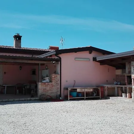 بيت للعطل Casa Vacanza Martino *