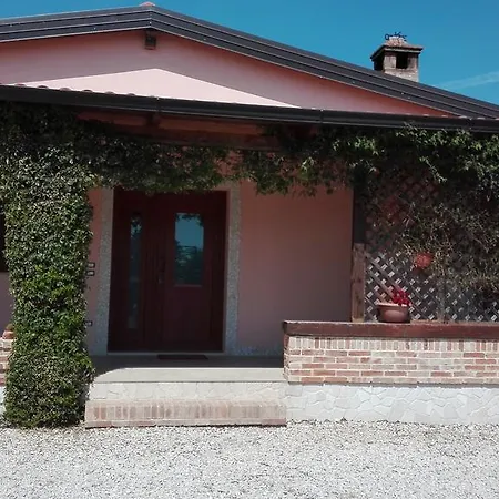 Casa Vacanza Martino بيت للعطل